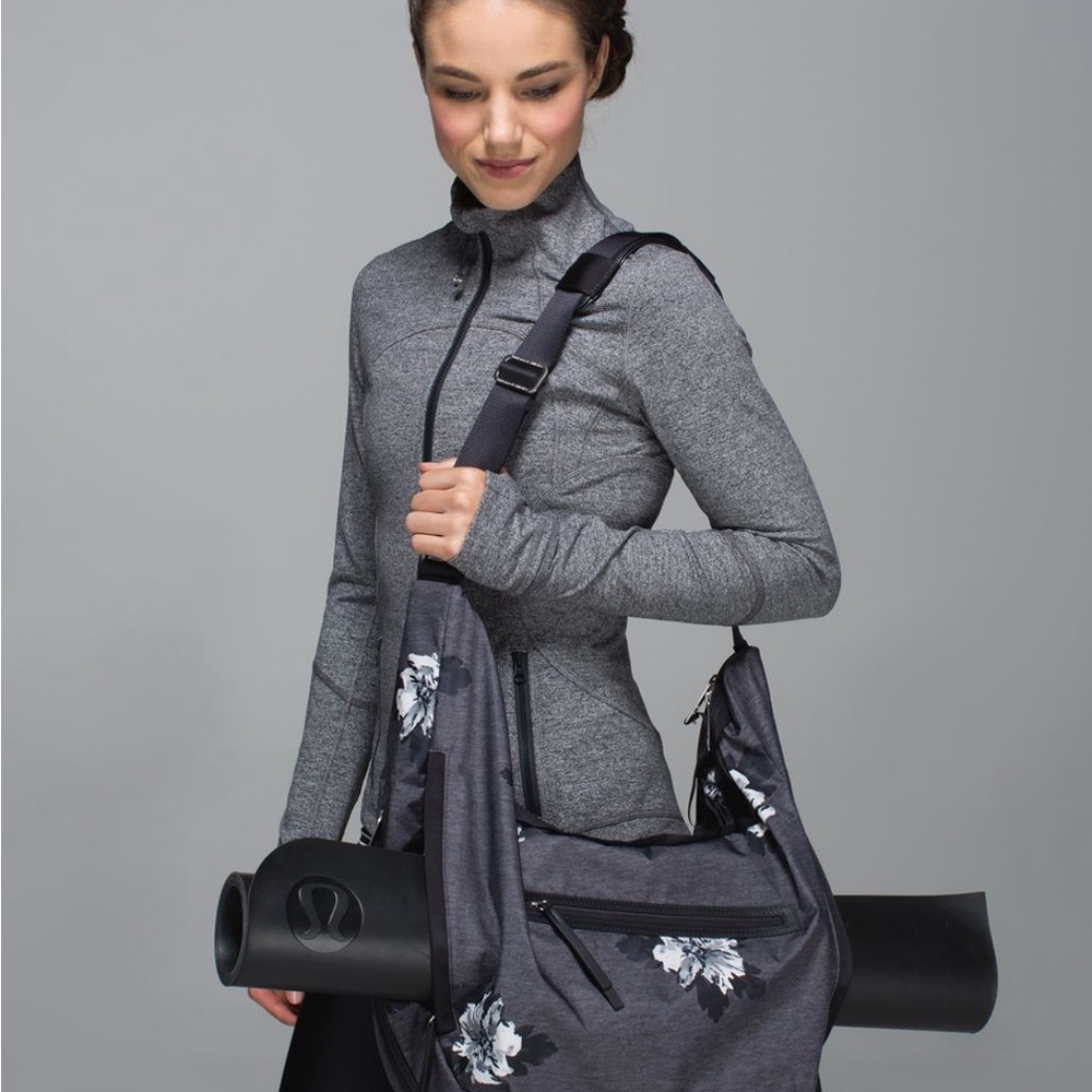 lululemon Resolution Bag